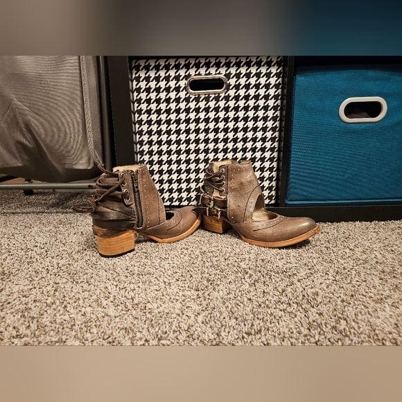 Freebird by Steven - Desert in Stone Size 6 - Picture 4 of 6